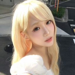 Yoon SeoYeon gallery image