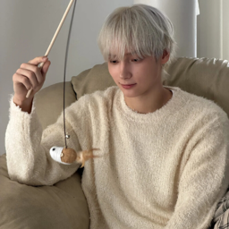 Huening Kai gallery image