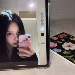 YunSeo gallery image