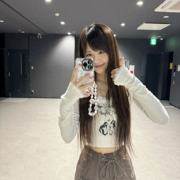 Serina gallery image