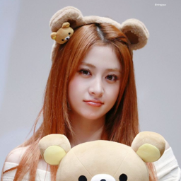 Huh Yunjin gallery image