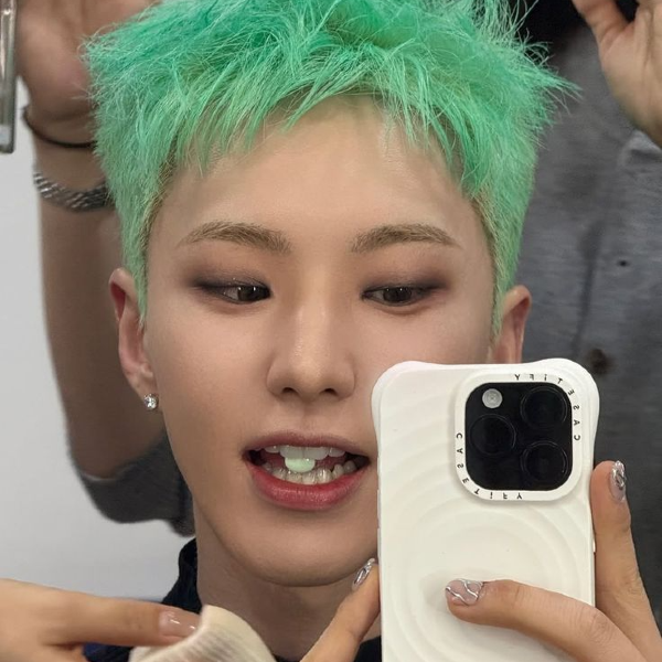 Hoshi gallery image