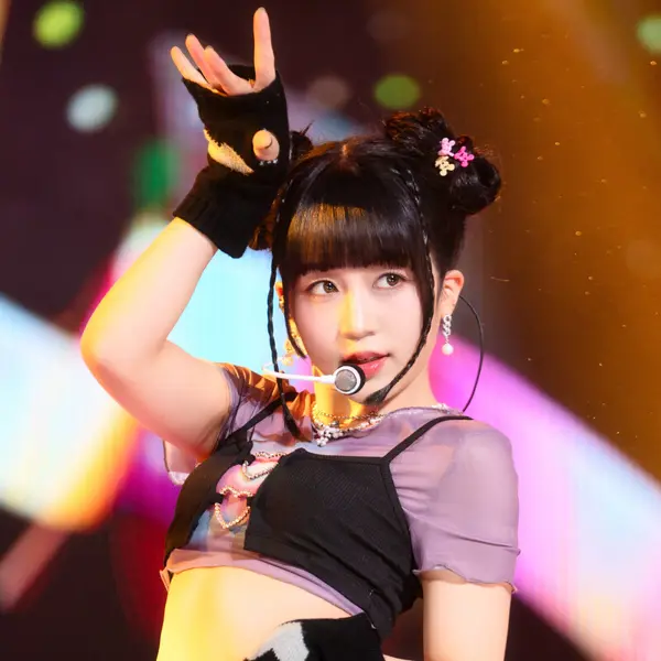 Hikaru gallery image