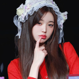Wonyoung gallery image