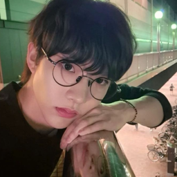 Hyunmin gallery image