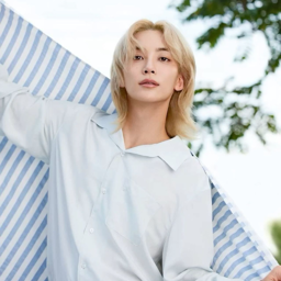 Jeonghan gallery image