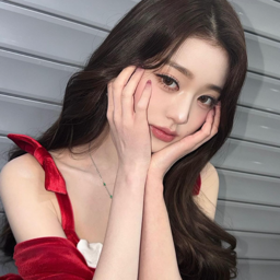 Wonyoung gallery image