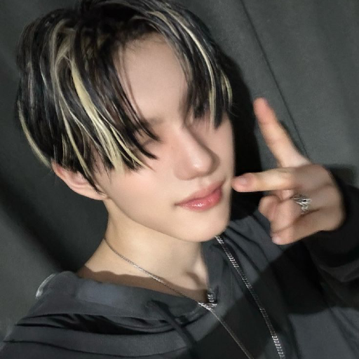Gambar galeri Seo Kyoungbae
