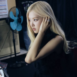 Rosé gallery image