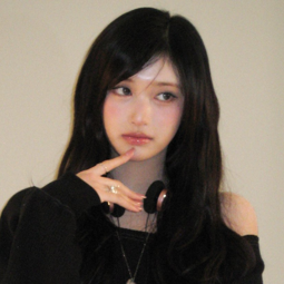 Leeseo gallery image