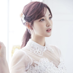 Yulhee gallery image