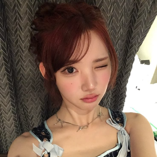 Jiwoo gallery image