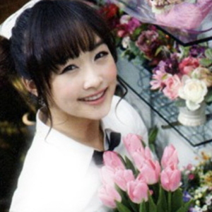 Nicole gallery image