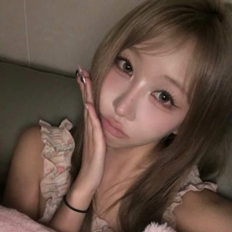 Koo Hanna gallery image