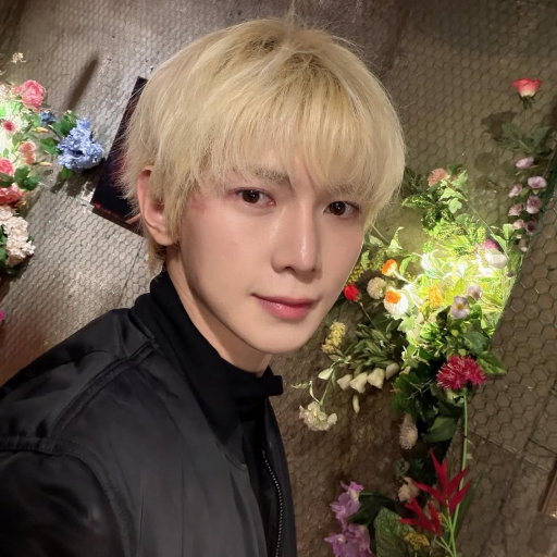 Yeosang gallery image