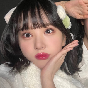 Eunha gallery image