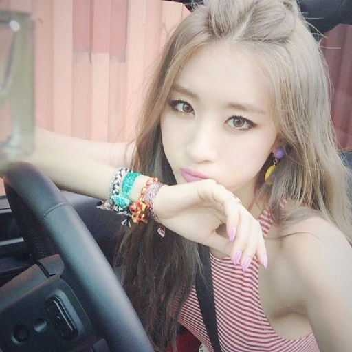 Hyuna Galeriebild