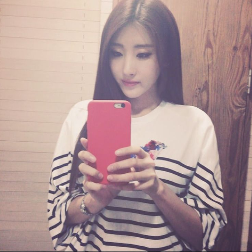 Hyuna Galeriebild