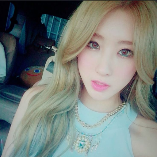 Hyuna Galeriebild