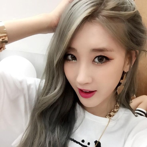 Hyuna Galeriebild