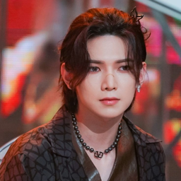 Yeosang gallery image