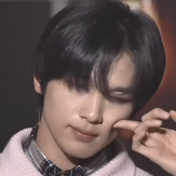 Haechan gallery image