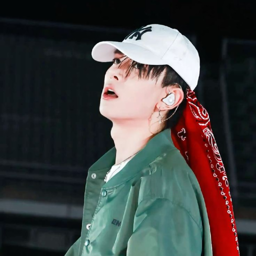 Heeseung gallery image