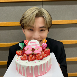 Kawanishi Takumi gallery image