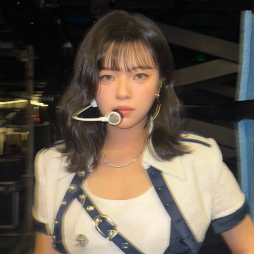 Jeongyeon gallery image