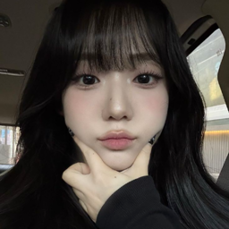 Yoon SeoYeon gallery image