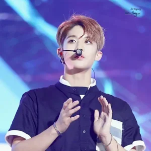 Jinyoung gallery image