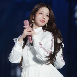 Wonyoung gallery image