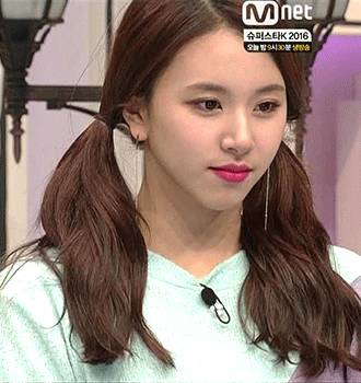 Chaeyoung gif