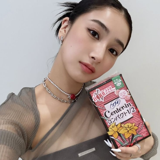 Momoka gallery image