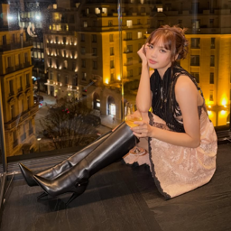 Lalisa gallery image