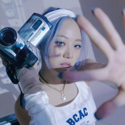 Jeewon gallery image