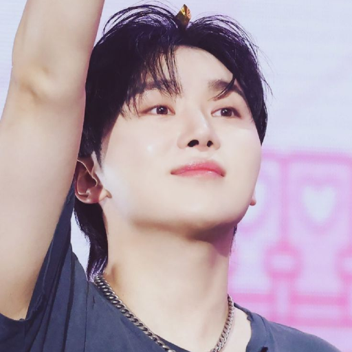 Seungkwan gallery image