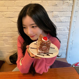 Kim YooYeon gallery image