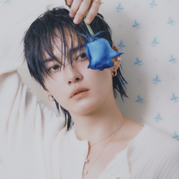 Lee Know gallery image