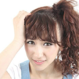 Juliane gallery image