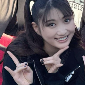 MOMOMETAL gallery image