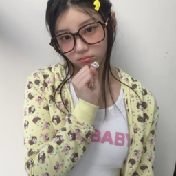 Wonhee gallery image