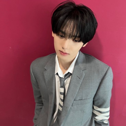 Han Yujin gallery image