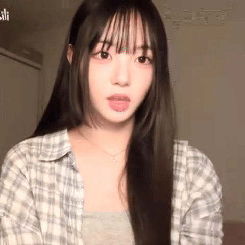 Kim ChaeWon gif