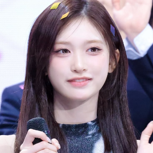 Leeseo gallery image