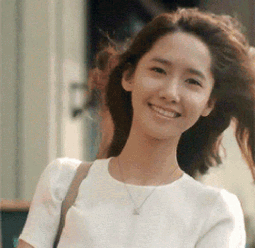 Yoona gif