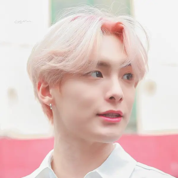 Junhee gallery image