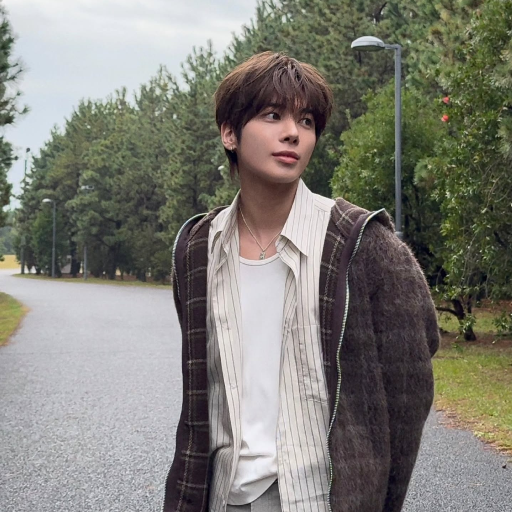 Larawan sa gallery ni Taehyun