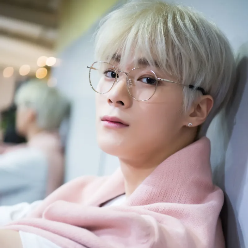 Moon Bin gallery image