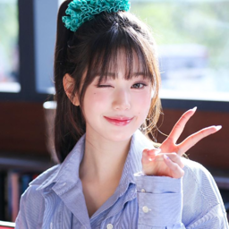 Wonyoung gallery image